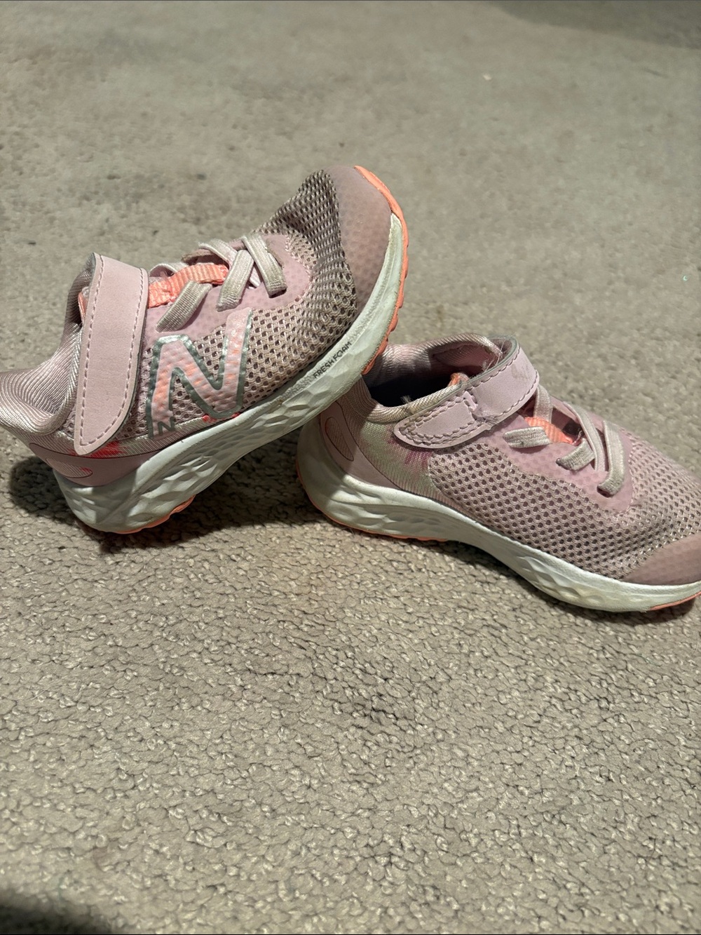 New Balance Kids' Pink Lightweight Athletic Sneakers Toddler Size 5